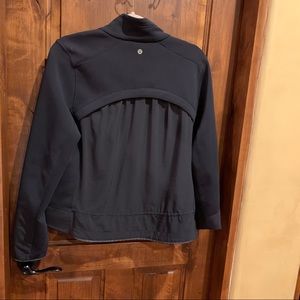 LULULEMON JACKET